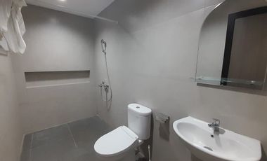 Rumah Baru Minimalis Modern Komplek Puri Syailendra Surya Sumantri