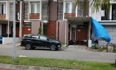 CLUSTER DI SELATAN JUANDA