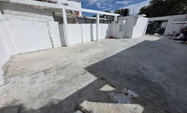 OFICINA CON PATIO DE TRABAJO EN RENTA. CARMEN, CAMPECHE