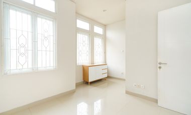 Rumah 3 KT di Parkville Serpong Dekat Gerbang Tol Dibantu KPR J-20305