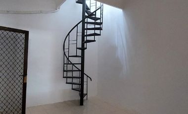 disewakan Rumah Lebak Indah dekat Kenjeran