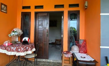 Rumah Minimalis Dijual di D'Florrie Residence Bebas Banjir J-21125