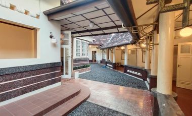 Rumah Kolonial Belanda - Jogja SHM