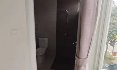 Disewakan Rumah Hoek Cluster Advani Sumarecon Karawang