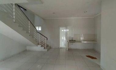 Disewakan Rumah Hoek Cluster Advani Sumarecon Karawang