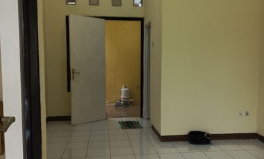 Disewakan Rumah Regency Melati Mas Serpong