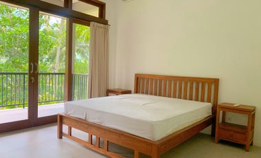 Villa di Kerandangan dekat Senggigi