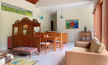 Villa di Kerandangan dekat Senggigi