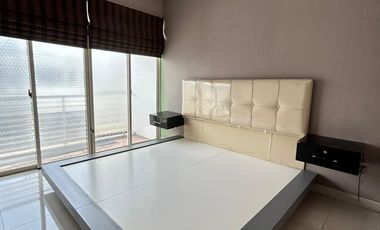 DiSewakan Rumah Di Golf Lake