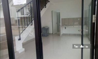 Jual Rumah 2 Lantai Siap Huni di Vida Bekasi Botanica Siap KPR J-15742