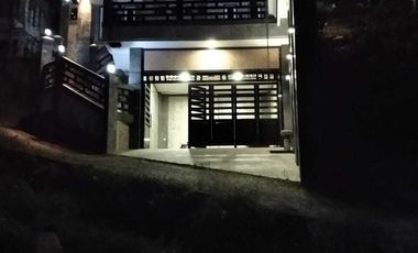 BANTING HARGA VILLA ELIT MEWAH PRIGEN DEKAT HOTEL SURYA