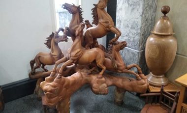 BANTING HARGA VILLA ELIT MEWAH PRIGEN DEKAT HOTEL SURYA