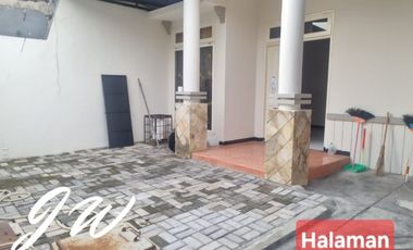 disewakan rumah dharmahusada mas, Surabaya Timur