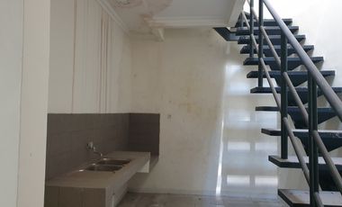 Rumah Mewah Di Tanjung Bunga Dekat Mall Trans