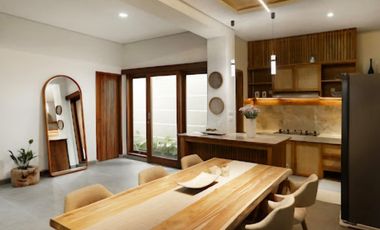 Di Jual Vila Modern Luas 2 Lantai strategis  akses jalan lebar di Jimbaran