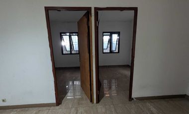 DISEWAKAN Gudang Mandiri Kaving DPR Cipondoh