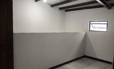 Di Sewakan Di Kontrakan Rumah Bulanan 3 lantai di daerah Jamika