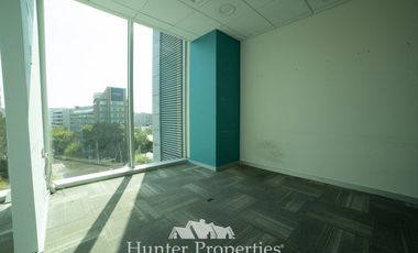 Oficina en Arriendo en Vespucio Norte / Vitacura