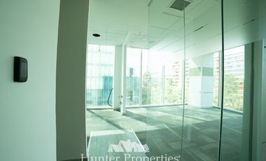 Oficina en Arriendo en Vespucio Norte / Vitacura