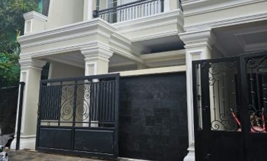 Rumah mewah kawasan elit Racing Centre dkt kampus UMI, KTR GUBERNUR