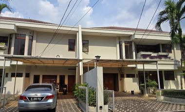 Dijual 17 Unit Rumah Town House Jervois Park di Jakarta Selatan