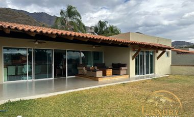 Casa AMUEBLADA en Venta. Residencia de Lujo en Ajijic, Chapala.