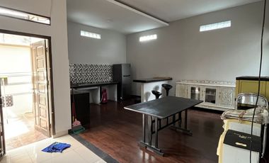 Disewakan Rumah Mewah Full Furnished lokasi Bank Raya Demang