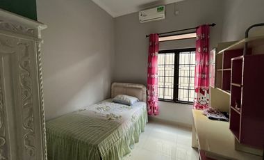 Disewakan Rumah Mewah Full Furnished lokasi Bank Raya Demang