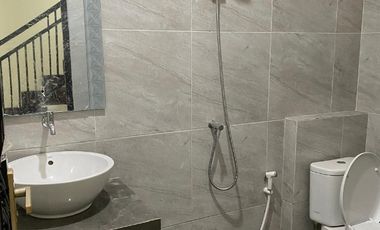 disewakan rumah manyar Tirto asri, Surabaya