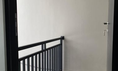 disewakan rumah manyar Tirto asri, Surabaya