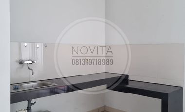 Disewakan Rumah di Green Lake City Cluster Asia 3 + 1 BR 2 Lantai