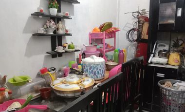 Rumah 2 Lt SHM 10 menit ke Cibinong City Mall Dibantu KPR J-32722