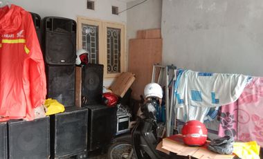 Rumah 2 Lt SHM 10 menit ke Cibinong City Mall Dibantu KPR J-32722