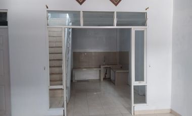 Rumah Strategis 10 menit ke RS Hermina Bogor SHM Dibantu KPR J-35068