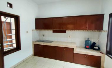 SEWA RUMAH BAGUS SIAP HUNI