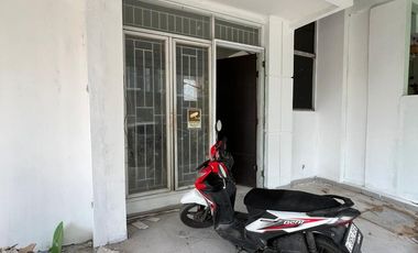 DISEWAKAN CEPAT RUMAH DI PASADENA JAKARTA BARAT