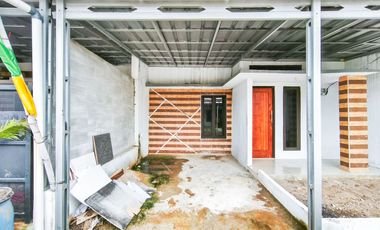 Rumah Semi Furnished Dekat Terminal di Cibinong 1 Lt Siap Huni J-28272