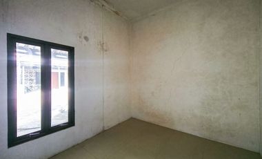 Rumah Semi Furnished Dekat Terminal di Cibinong 1 Lt Siap Huni J-28272