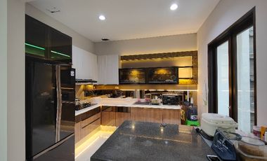 Jarang Ada ‼️Dijual Rumah  Mewah Modern di Setraduta Pasteur Bandung