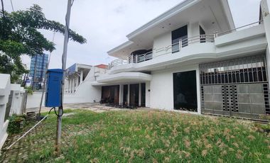 RUMAH LOKASI STRATEGIS CIAMIK DAERAH RAYA KERTAJAYA INDAH SURABAYA