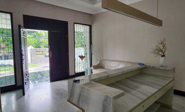 RUMAH LOKASI STRATEGIS CIAMIK DAERAH RAYA KERTAJAYA INDAH SURABAYA