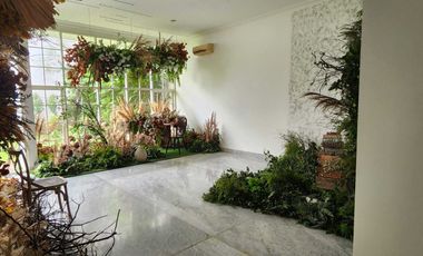 RUMAH LOKASI STRATEGIS CIAMIK DAERAH RAYA KERTAJAYA INDAH SURABAYA