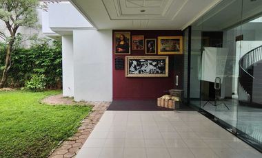 RUMAH LOKASI STRATEGIS CIAMIK DAERAH RAYA KERTAJAYA INDAH SURABAYA