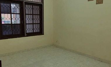 Disewakan Murah Rumah 3 Kamar di Babatan Mukti Wiyung Surabaya Barat