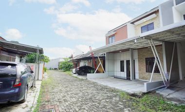 Rumah 2 Lt SHM Dekat RS Kartika Husada Jatiasih Dibantu KPR J-27442