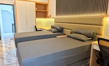 Rumah Full Furnish di Kedoya, di Jakarta Barat Unit terbatas ! 10 M