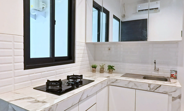 Rumah Full Furnish di Kedoya, di Jakarta Barat Unit terbatas ! 10 M