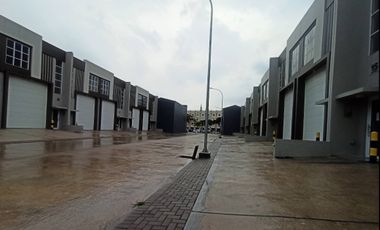Disewakan Gudang Lokasi Strategis di Green Lake City