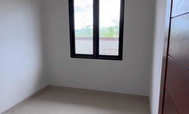 READY UNIT RUMAH SEMI VILLA 3BR SWIMING POOL AREA NUSA DUA