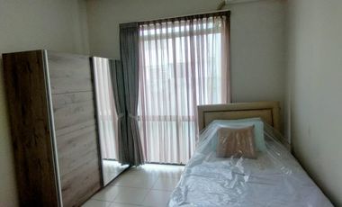 Rumah bergaya minimalist modern di Kota Baru Parahyangan